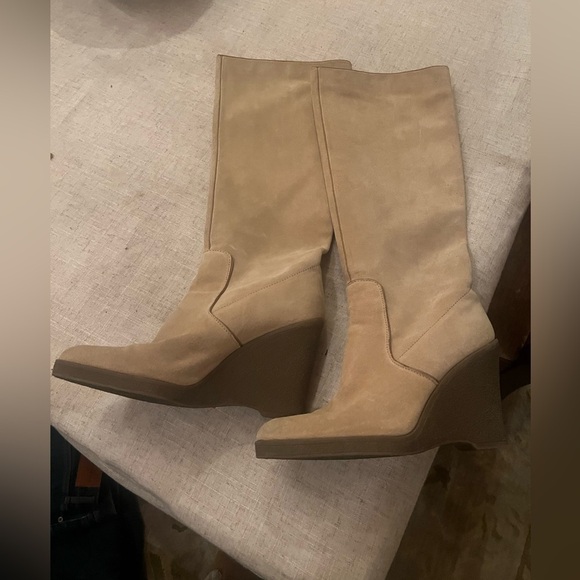 Calvin Klein Solidad suede boots. Cream color 7 medium. NWOT. - Picture 4 of 10